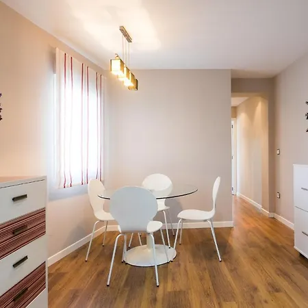 شقة Apartup Naranjos *
